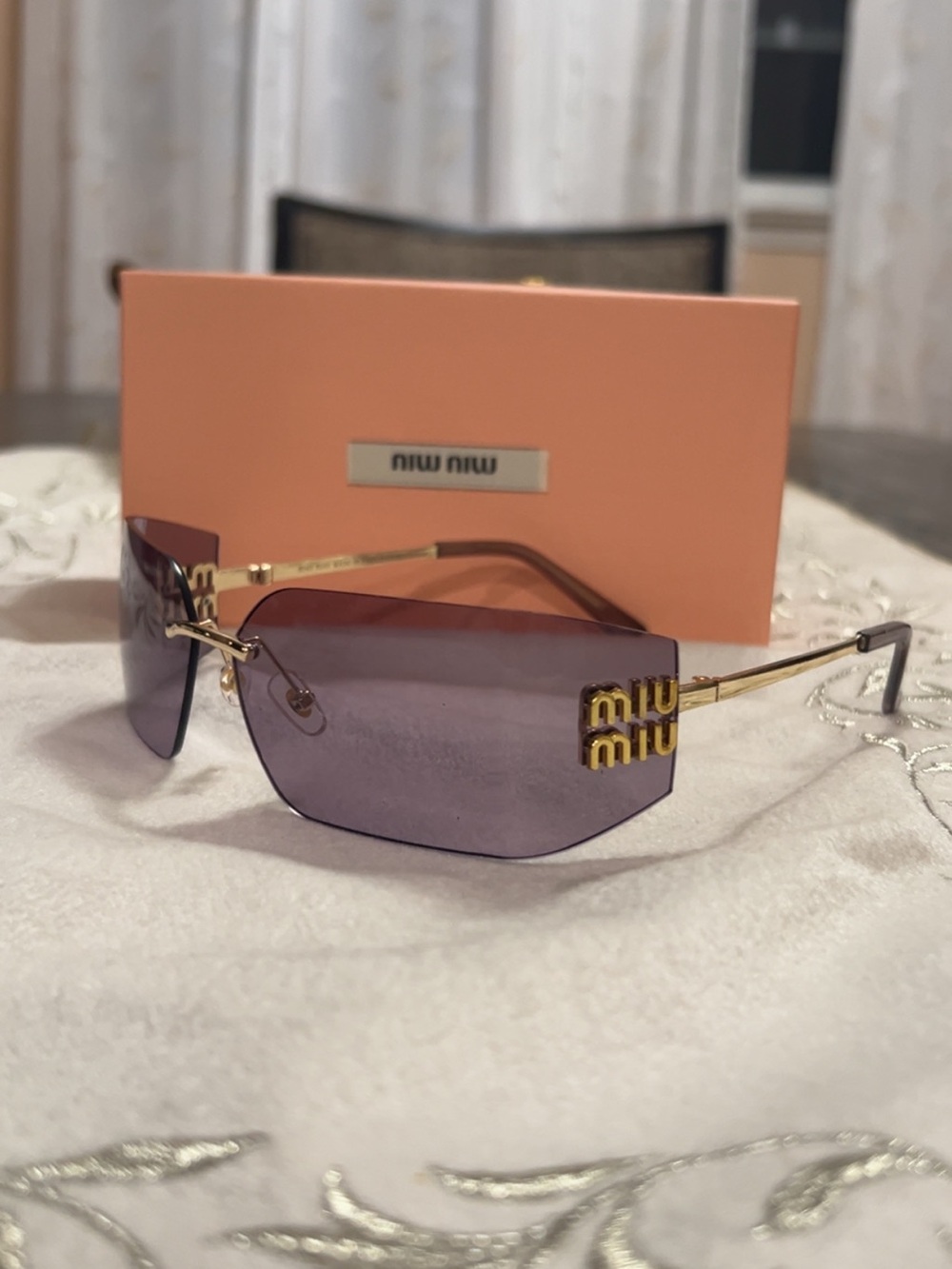 Miu Miu 54YS Sunglasses